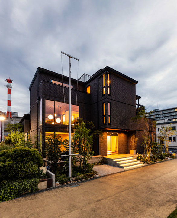 横浜デシオ展示場_夜外観