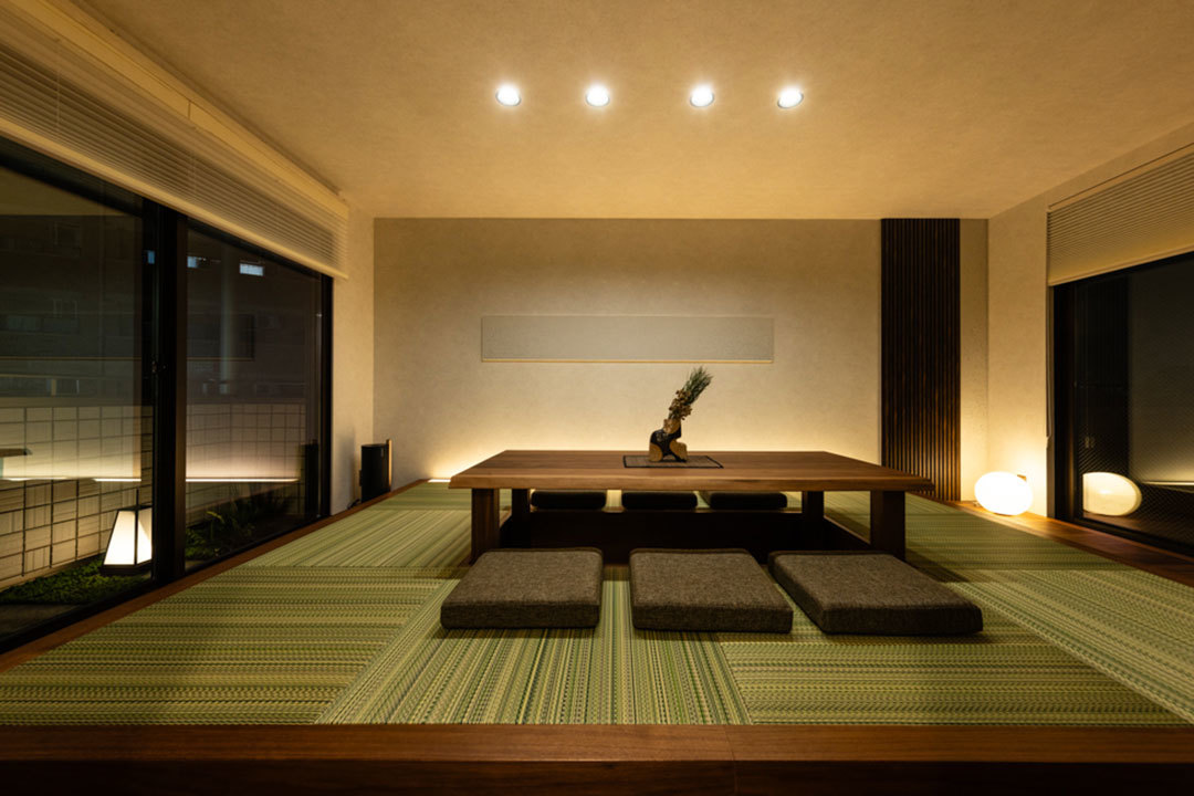 新所沢デシオ展示場_小上がりからテラスの設えも楽しめる